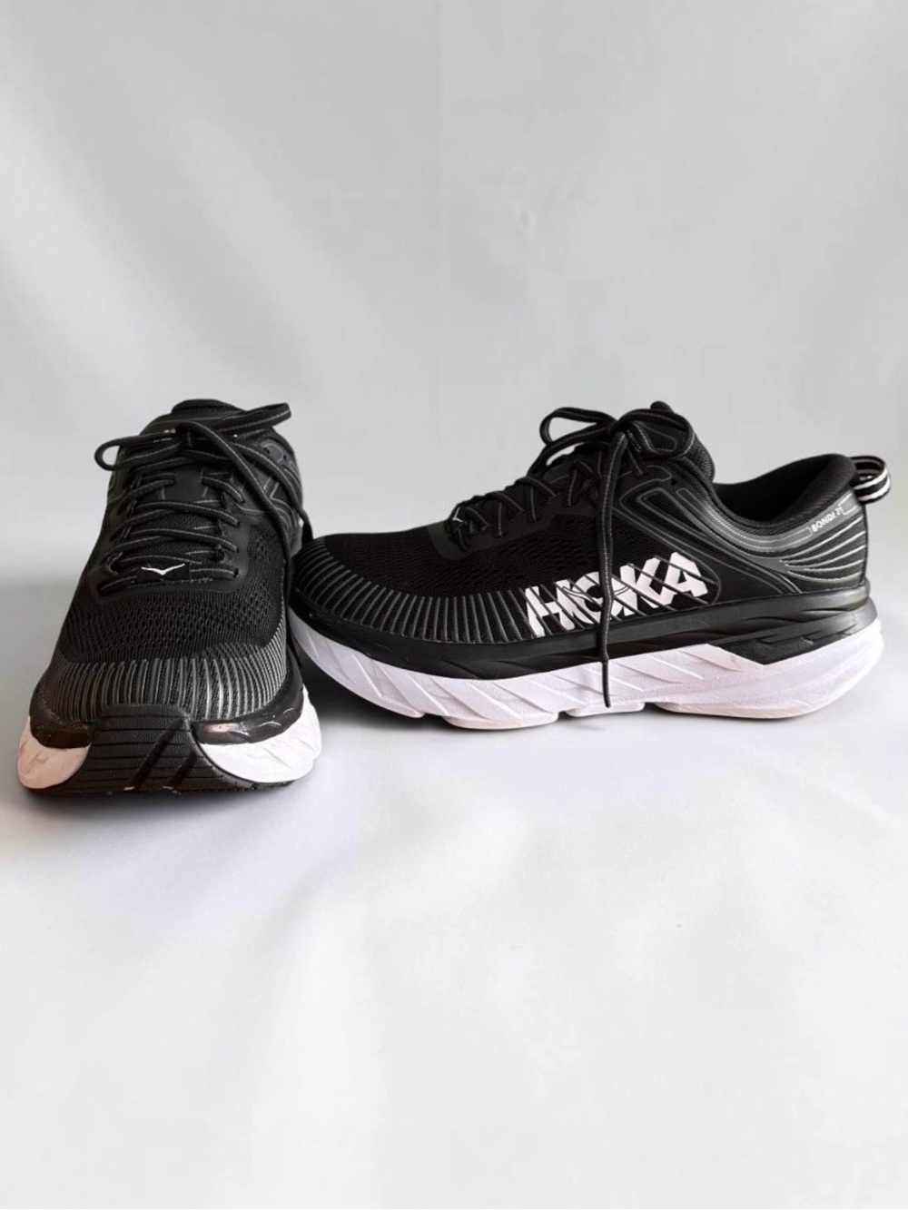 Women’s Hoka One Bondi 7 Sneakers Size 7 - Picture 2 of 7